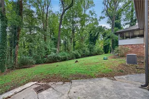878 Falcon Dr, Atlanta, GA 30311 - Photo 38