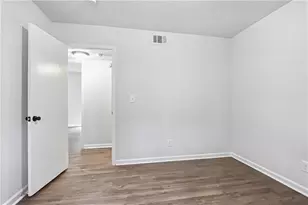 6379 Leverett Dr, Lithonia, GA 30038 - Photo 18