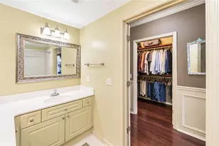 3334 Peachtree Rd NE, Atlanta, GA 30326 - Photo 22