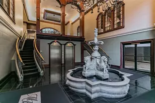3334 Peachtree Rd NE, Atlanta, GA 30326 - Photo 32