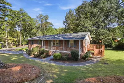 31 Huntwood Drive SE, Smyrna, GA 30082 - Photo 4