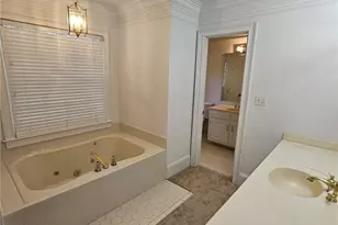 8635 Lake Glen Ct, Johns Creek, GA 30022 - Photo 20