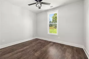 373 Stonington Dr, Mount Airy, GA 30563 - Photo 20