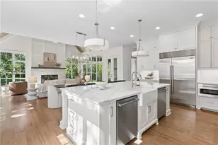 4566 Dudley Ln, Sandy Springs, GA 30327 - Photo 12