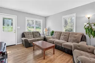 2085 Clearwater Dr, Marietta, GA 30067 - Photo 4