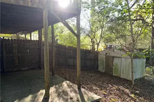 910 Indian Lake Dr, Lilburn, GA 30047 - Photo 26