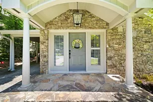 3647 Keswick Dr, Chamblee, GA 30341 - Photo 2