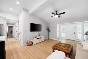 3647 Keswick Dr, Chamblee, GA 30341 - Photo 6