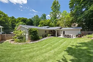 3647 Keswick Dr, Chamblee, GA 30341 - Photo 32