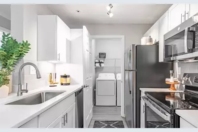 2124 Gables Drive #4219, Atlanta, GA 30319 - Photo 2