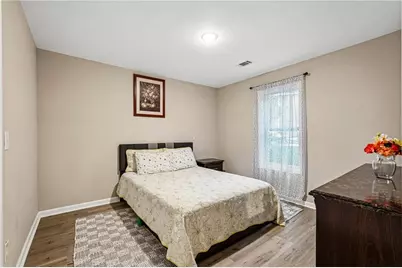 665 S Eugenia Place NW, Atlanta, GA 30318 - Photo 10