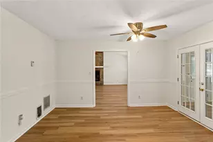 1025 Natalie Ln SE, Smyrna, GA 30082 - Photo 18