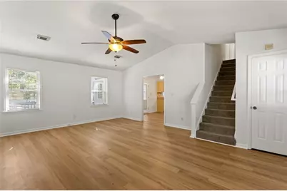 1025 Natalie Lane SE, Smyrna, GA 30082 - Photo 10