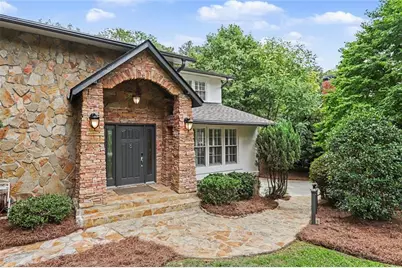 2818 Cravey Trail NE, Atlanta, GA 30345 - Photo 10