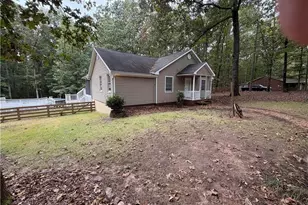 832 Country Club Rd, Newnan, GA 30263 - Photo 1