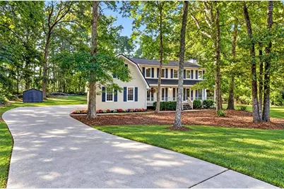 135 Pamela Court, Fayetteville, GA 30214 - Photo 2