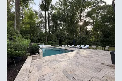 2110 E Roxboro Road E, Atlanta, GA 30324 - Photo 46