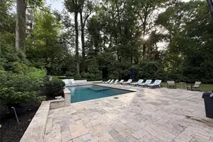 2110 E Roxboro Road E, Atlanta, GA 30324 - Photo 46