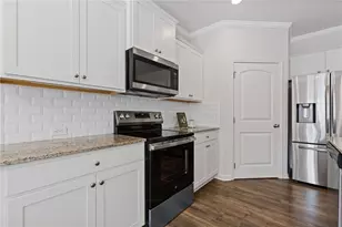 6000 Screech Owl Dr, Flowery Branch, GA 30542 - Photo 8