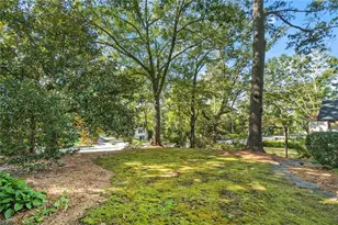 526 Rock Springs Rd NE, Atlanta, GA 30324 - Photo 4