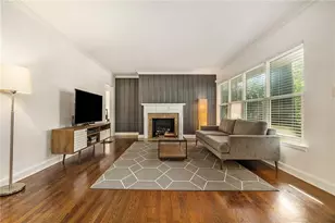 526 Rock Springs Rd NE, Atlanta, GA 30324 - Photo 10