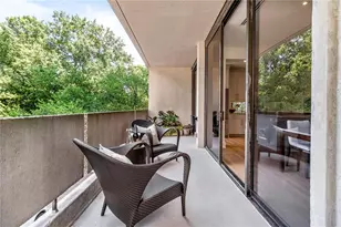 2575 Peachtree Rd NW, Atlanta, GA 30305 - Photo 30