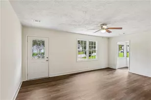 1330 Lynford Dr SW, Atlanta, GA 30310 - Photo 8
