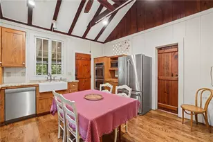 8235 Tynecastle Dr, Sandy Springs, GA 30350 - Photo 12