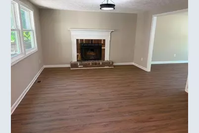 1455 Parkmont Drive, Roswell, GA 30076 - Photo 2