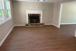 1455 Parkmont Dr, Roswell, GA 30076 - Photo 2