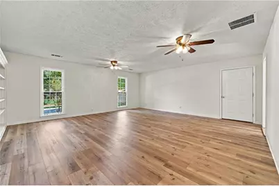 528 Chanterella Road SW, Lilburn, GA 30047 - Photo 12