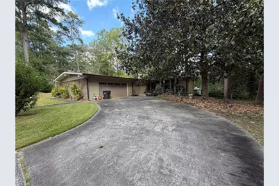 2550 Headland Drive, East Point, GA 30344 - Photo 1