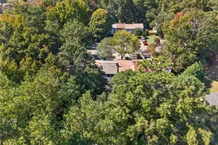 284 Roswell Commons Cir, Roswell, GA 30076 - Photo 40