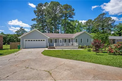 493 Greg Drive SW, Lilburn, GA 30047 - Photo 2