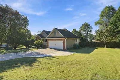 2015 Harfield Court, Bethlehem, GA 30620 - Photo 2