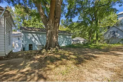 1023 Curran Street NW, Atlanta, GA 30318 - Photo 4