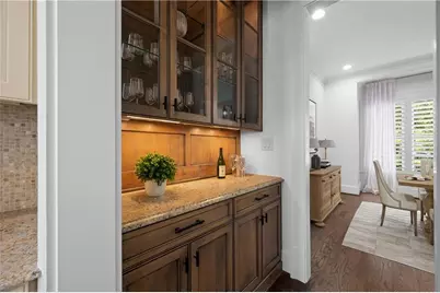 3675 Brookhaven Manor Crossing, Atlanta, GA 30319 - Photo 10