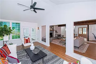 776 Fairfield Drive, Marietta, GA 30068 - Photo 14
