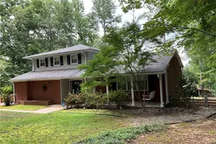 622 Pinecrest Dr, Manchester, GA 31816 - Photo 2