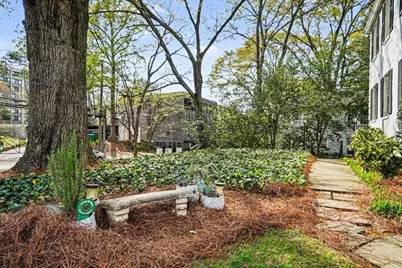 21 Peachtree Memorial Drive NW #8A, Atlanta, GA 30309 - Photo 4