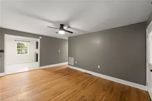 3027 Thrasher Dr, Gainesville, GA 30506 - Photo 8