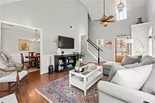 13085 Crabapple Lake Dr, Roswell, GA 30076 - Photo 10