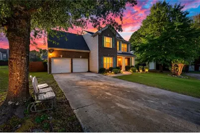 8405 Somerton Circle, Douglasville, GA 30134 - Photo 4