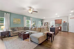 200 Oliver Dr, Locust Grove, GA 30248 - Photo 4