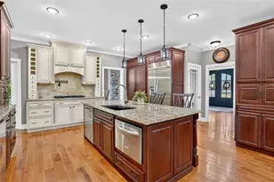 335 Chickering Lake Ct, Roswell, GA 30075 - Photo 16
