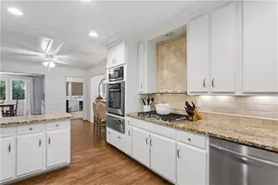 2447 Fernleaf Ct NW, Atlanta, GA 30318 - Photo 10