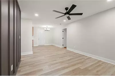 805 Sandy Creek Drive NW, Atlanta, GA 30331 - Photo 2