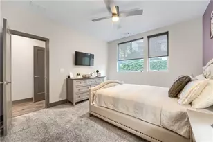 1305 Chelsea Cir NW, Atlanta, GA 30318 - Photo 18