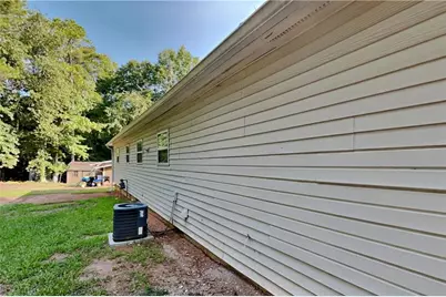 6156 Water Oak Circle SW, Covington, GA 30014 - Photo 16