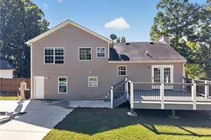 2032 Emerald Pointe Dr, Winder, GA 30680 - Photo 30